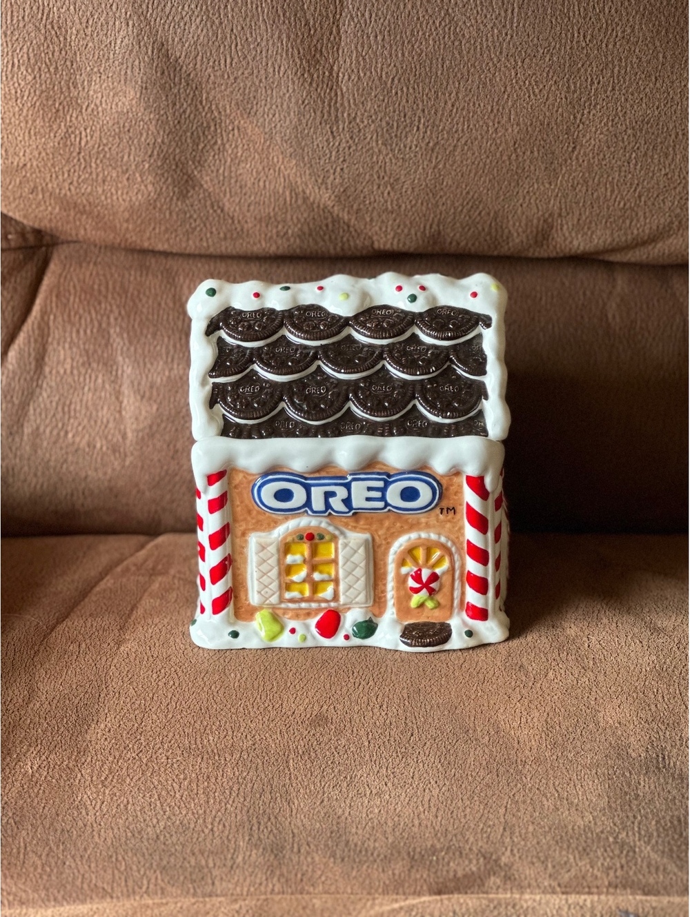 Vintage 2001 Oreo Gingerbread House Cookie Jar - Houston Harvest 5th in Series
